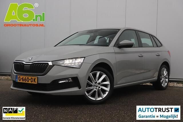 Steel grey Gebruikt 2019 Skoda Scala Ambition Hatchback | € 12.900 (Eerlijke prijs) - Afbeelding 1/4