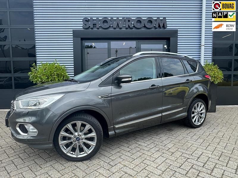 Grijs Gebruikt 2017 Ford Kuga Vignale SUV | € 20.895 (Iets duurder) - Afbeelding 1/4