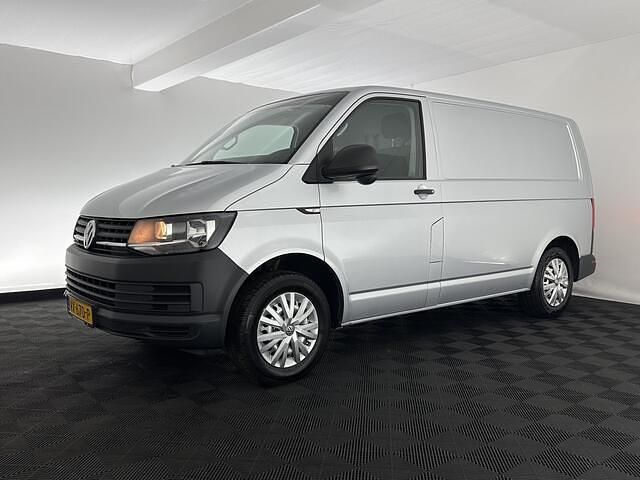 Occasion VW T6 Comfortline 141 PK (103 kW) 2016 Zilver (metallic) Van