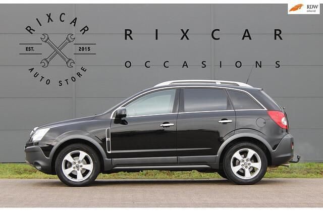 Zwart (metallic) Gebruikt 2007 Opel Antara Cosmo SUV | € 7.940 (Iets duurder) - Afbeelding 1/4