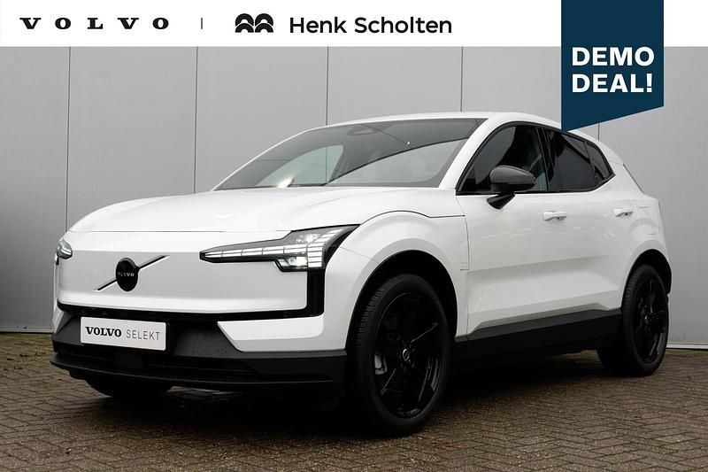Wit Occasion 2026 Volvo EX30 Plus SUV | € 39.950 (Duur) - Afbeelding 1/3