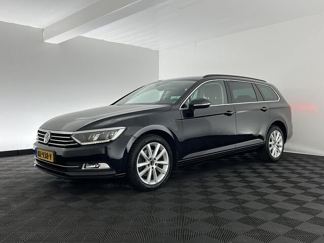 Occasion VW Passat Highline 150 PK (110 kW) 2015 Zwart (metallic) Stationwagen