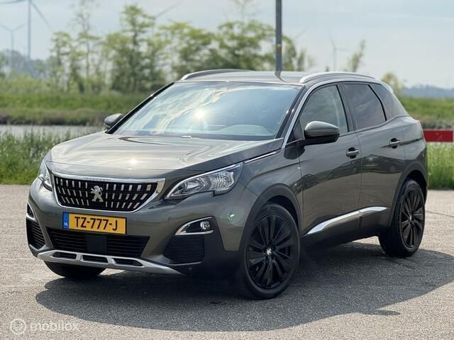 Grijs Gebruikt 2018 Peugeot 3008 GT-line SUV | € 13.950 (Iets duurder) - Afbeelding 1/4