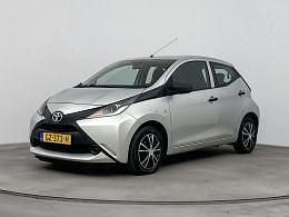 Zilver Gebruikt 2015 Toyota Aygo Hatchback | € 6.980 (Eerlijke prijs) - Afbeelding 1/3