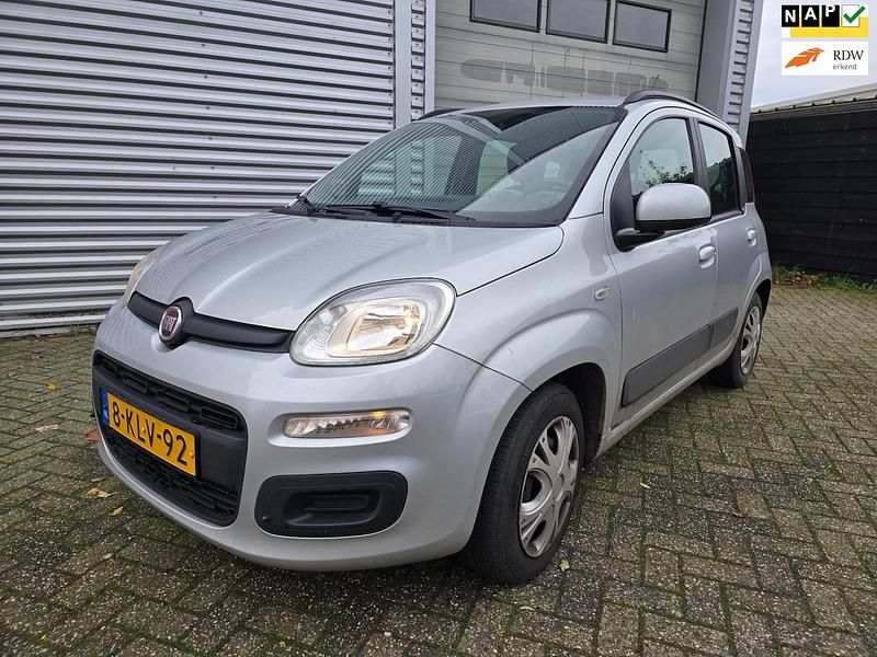 Grijs Gebruikt 2013 Fiat Panda Hatchback | € 1.650 (Super prijs) - Afbeelding 1/4