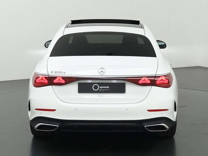 Occasion Mercedes E300 AMG line 313 PK (230 kW) 2024 Wit Sedan