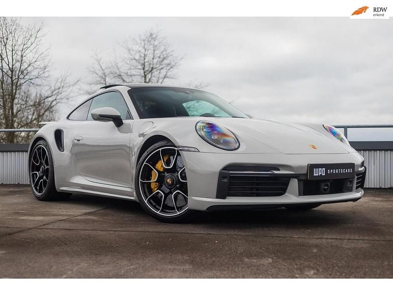 Grijs Gebruikt 2024 Porsche 911 Turbo S Coupé | € 289.950 (Super prijs) - Afbeelding 1/4