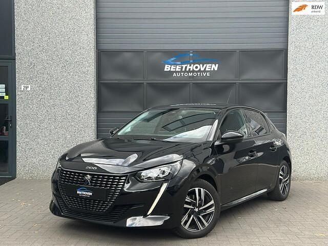 Zwart Gebruikt 2022 Peugeot 208 Active Hatchback | € 16.950 (Goede deal) - Afbeelding 1/4