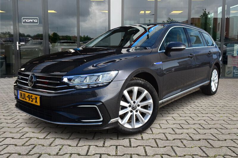 Goud Gebruikt 2021 VW Passat GTE Stationwagen | € 23.900 (Goede deal) - Afbeelding 1/4