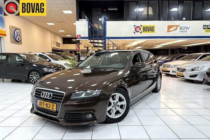 Bruin Occasion 2025 Audi A4 Proline Stationwagen | € 9.650 - Afbeelding 1/4