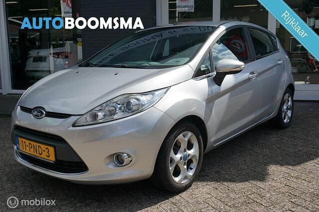Grijs Gebruikt 2011 Ford Fiesta Titanium Hatchback | € 5.700 (Eerlijke prijs) - Afbeelding 1/4