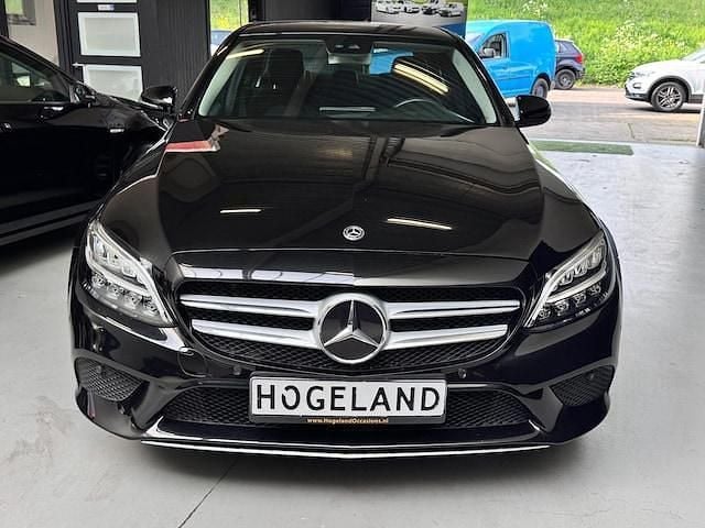 Occasion Mercedes C180 2019 Zwart (metallic) Sedan
