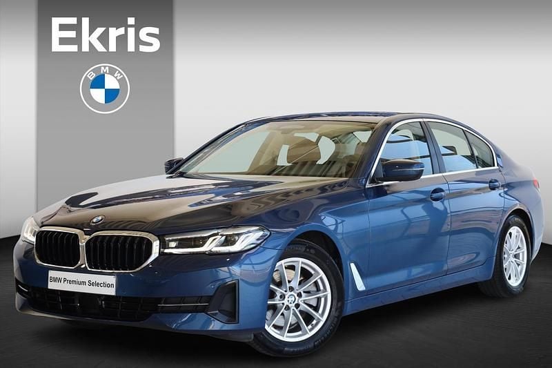 Blauw Gebruikt 2020 BMW 520 Sedan | € 33.900 (Eerlijke prijs) - Afbeelding 1/4