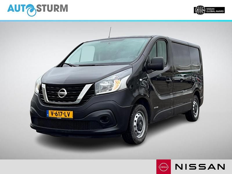 Zwart Gebruikt 2018 Nissan NV300 S Van | € 10.110 (Eerlijke prijs) - Afbeelding 1/4