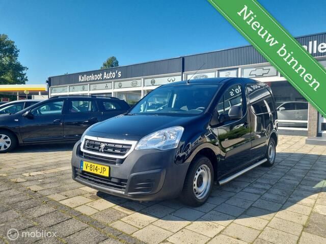 Zwart Gebruikt 2017 Peugeot Partner MPV | € 6.950 (Goede deal) - Afbeelding 1/4