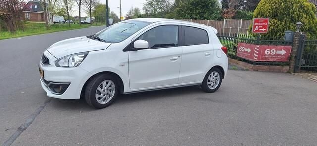 Wit Gebruikt 2016 Mitsubishi Space Star Intense Hatchback | € 5.750 (Super prijs) - Afbeelding 1/4