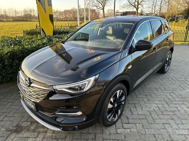 Zwart Gebruikt 2019 Opel Grandland X Innovation SUV | € 21.650 (Iets duurder) - Afbeelding 1/4