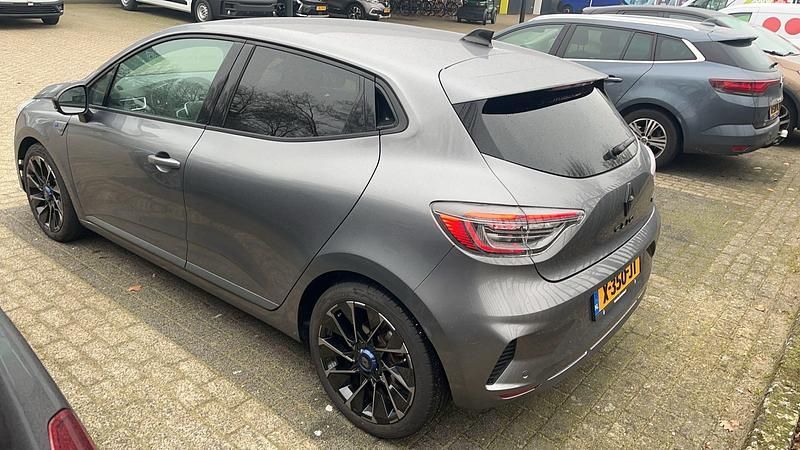 Occasion Renault Clio V Esprit Alpine 2023 Grijs Hatchback