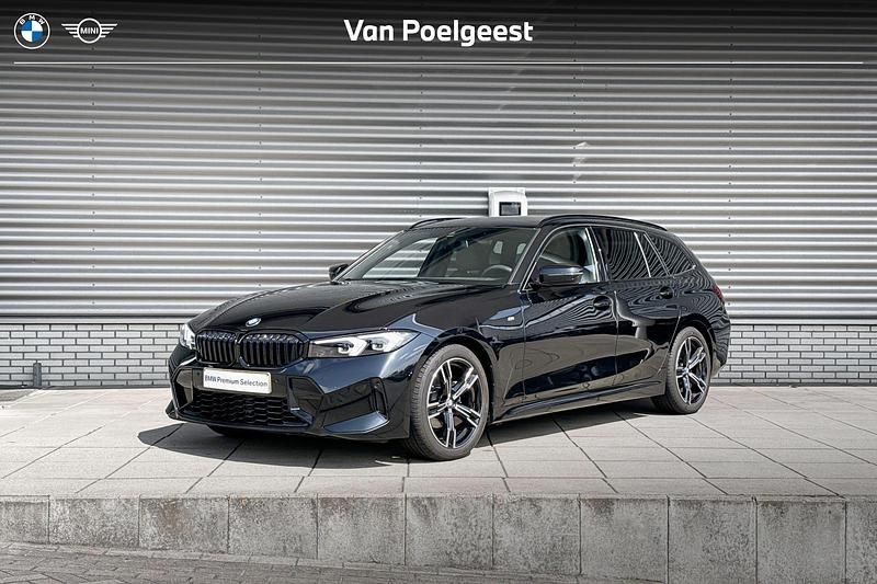 Occasion BMW 318 Comfort Edition 156 PK (114 kW) 2025 Saphirschwarz metallic (zwart metallic) Stationwagen