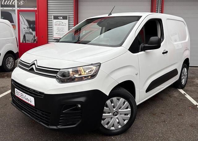 Wit Gebruikt 2022 Citroën Berlingo PureTech Van | € 13.995 (Super prijs) - Afbeelding 1/4