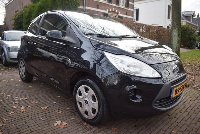 Occasion Ford Ka Cool & Sound Edition 69 PK (50 kW) 2012 Zwart (metallic) Hatchback