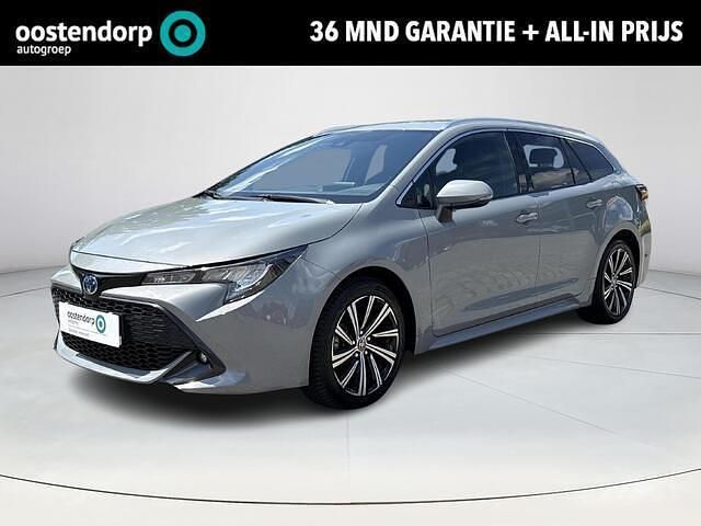 Grijs Gebruikt 2022 Toyota Corolla Stationwagen | € 25.690 (Iets duurder) - Afbeelding 1/4