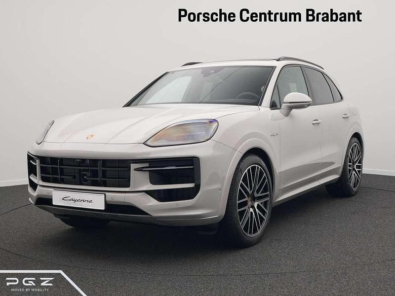 Grijs Nieuw 2025 Porsche Cayenne SUV | € 164.663 (Duur) - Afbeelding 1/4