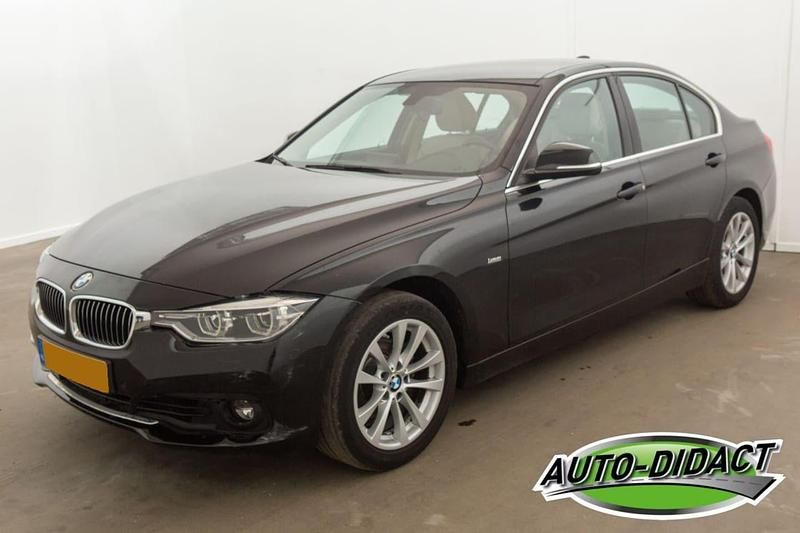 Occasion BMW 318 Executive 136 PK (100 kW) 2018 Zwart Sedan