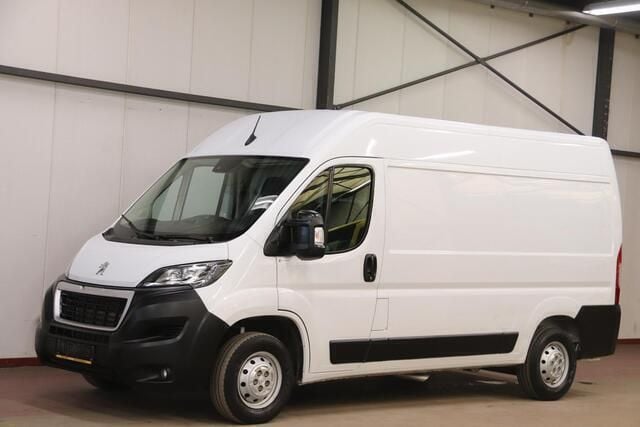 Wit Gebruikt 2021 Peugeot Boxer Van | € 17.900 (Super prijs) - Afbeelding 1/4