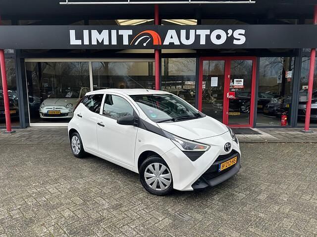 Occasion Toyota Aygo 72 PK (52 kW) 2020 Wit Hatchback
