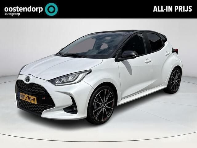 Wit Gebruikt 2024 Toyota Yaris Sport Hatchback | € 27.950 (Eerlijke prijs) - Afbeelding 1/4