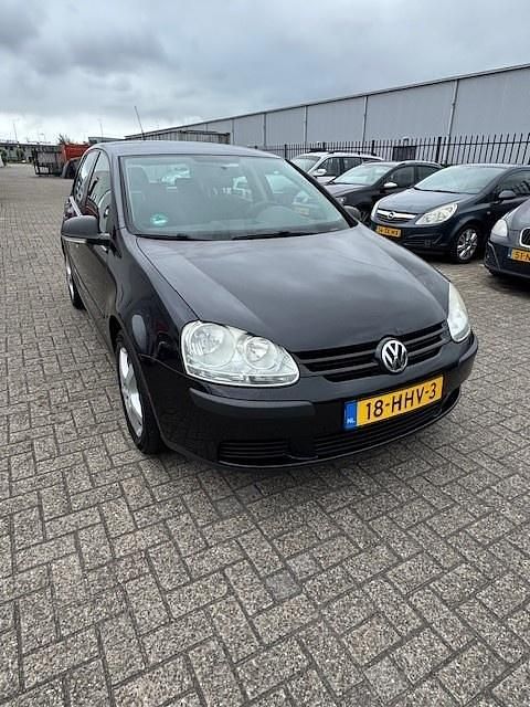 Hatchback Gebruikt 2009 VW Golf VI Trendline Hatchback | € 1.990 (Goede deal) - Afbeelding 1/4