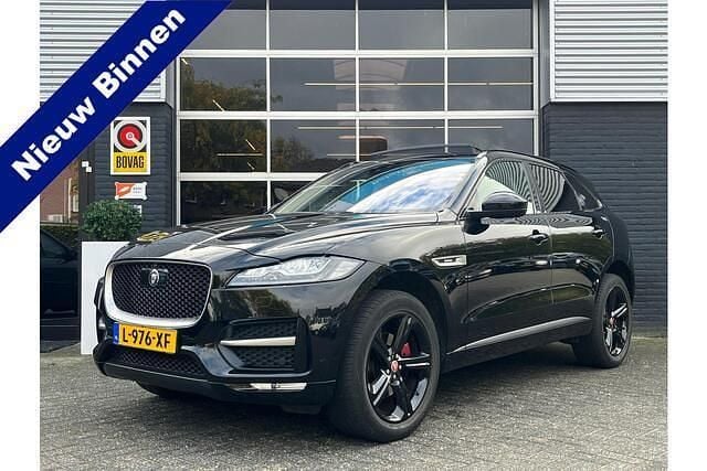 Zwart Gebruikt 2020 Jaguar F-Pace R-Sport SUV | € 38.995 - Afbeelding 1/4