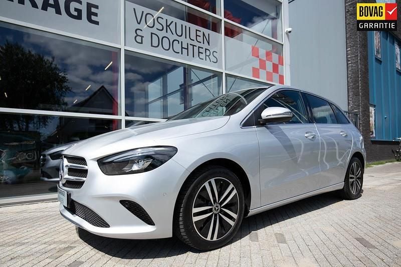 Occasion Mercedes B250e Luxury 218 PK (160 kW) 2021 Zilver (metallic) MPV