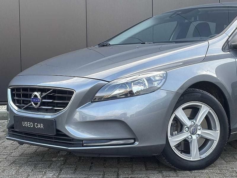 Occasion Volvo V40 Kinetic 122 PK (89 kW) 2012 Grijs Stationwagen