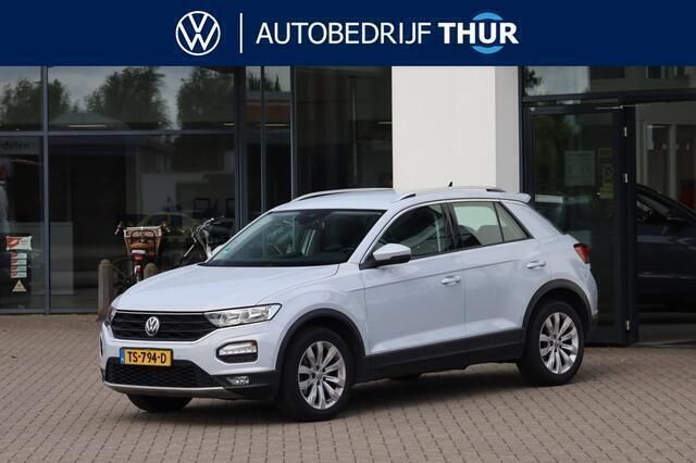 Wit Gebruikt 2018 VW T-Roc Executive SUV | € 18.950 (Iets duurder) - Afbeelding 1/4