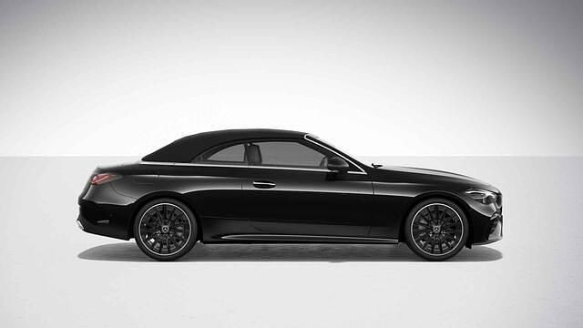 Occasion Mercedes CLE200 AMG line 204 PK (150 kW) 2024 Zwart Cabriolet