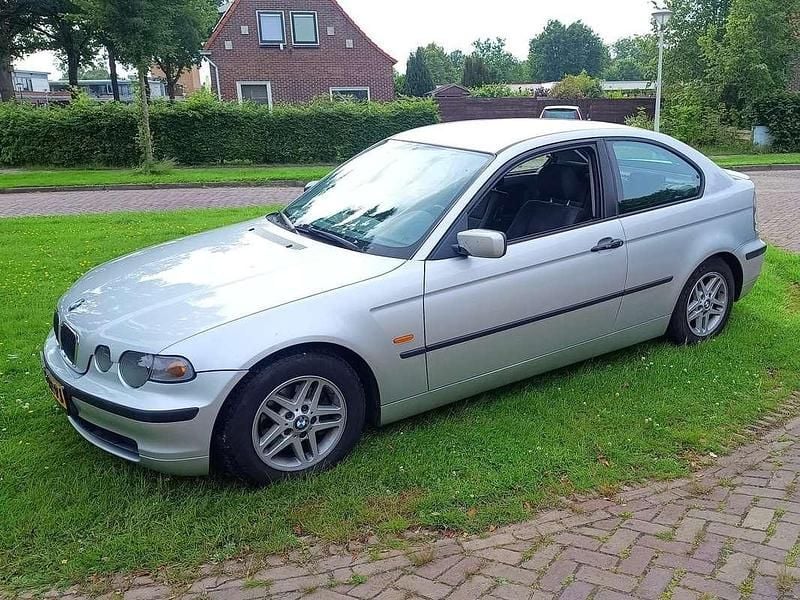 Zilver Gebruikt 2002 BMW 316 Compact Hatchback | € 850 (Super prijs) - Afbeelding 1/4