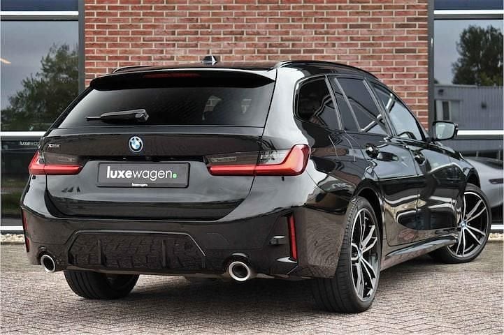 Occasion BMW 330e M Sport 292 PK (214 kW) 2025 Zwart Stationwagen