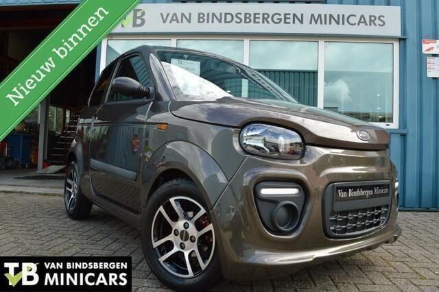 Bruin Gebruikt 2020 Aixam Microcar Hatchback | € 12.950 - Afbeelding 1/4
