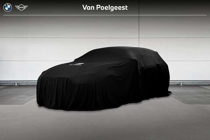 Zwart Gebruikt 2020 BMW 330e Executive Stationwagen | € 34.500 (Iets duurder) - Afbeelding 1/1