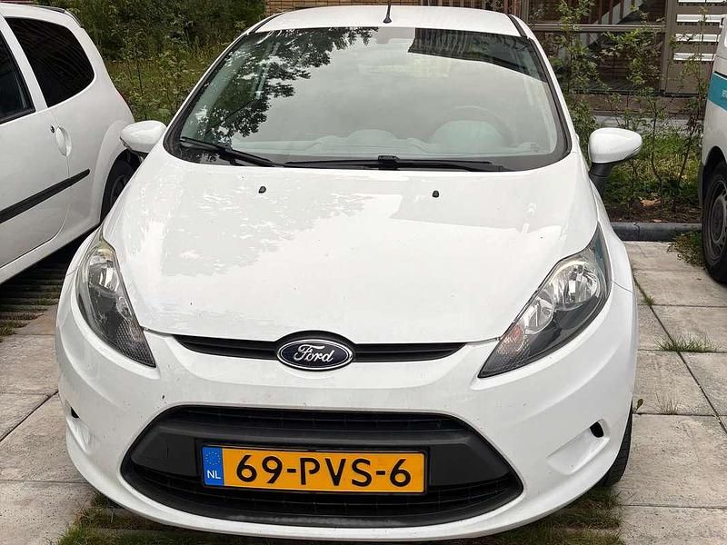 Zwart Gebruikt 2011 Ford Fiesta Limited Hatchback | € 4.000 (Super prijs) - Afbeelding 1/4