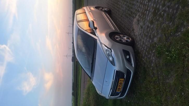 Gebruikt 2014 Peugeot 5008 | € 4.250 (Eerlijke prijs) - Afbeelding 1/4