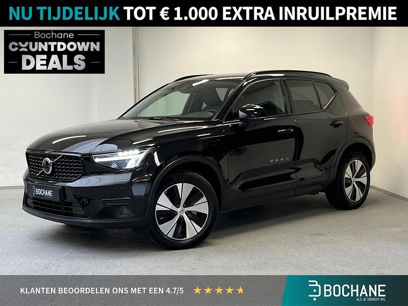 Zwart Gebruikt 2022 Volvo XC40 Plus SUV | € 34.195 (Eerlijke prijs) - Afbeelding 1/4