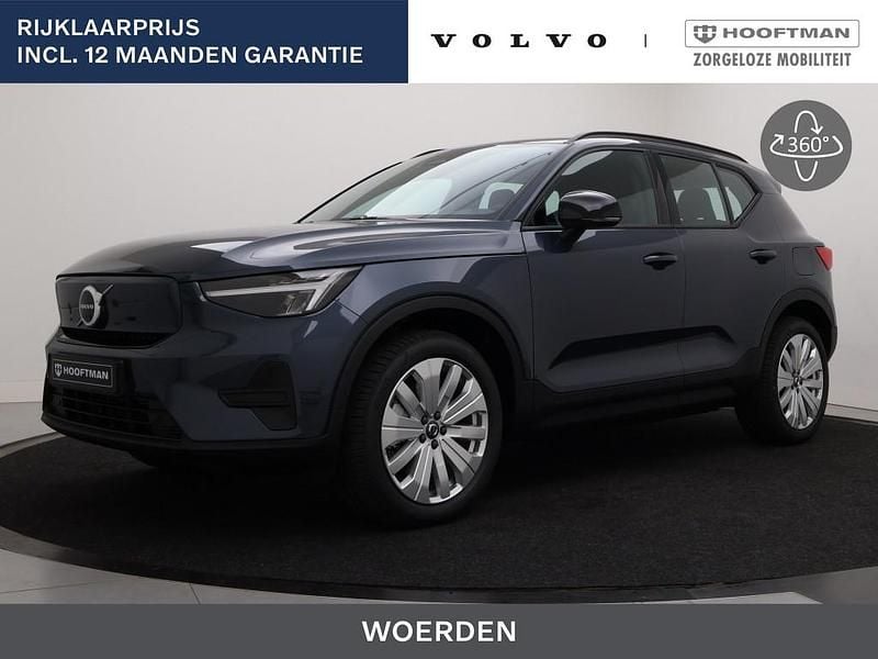 Blauw (metallic) Nieuw 2025 Volvo EX40 Core SUV | € 45.900 (Super prijs) - Afbeelding 1/4