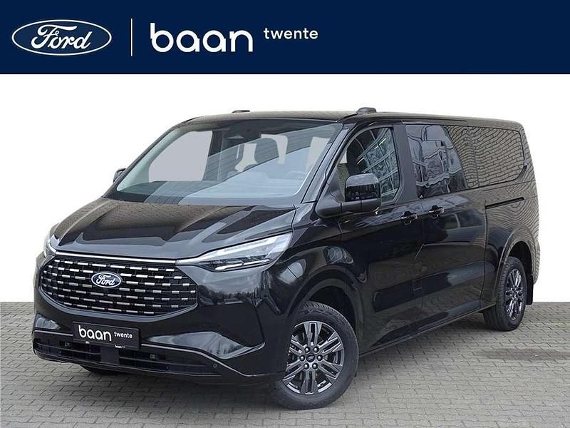Zwart, metallic lak Nieuw 2025 Ford Tourneo Titanium MPV | € 68.910 (Goede deal) - Afbeelding 1/4