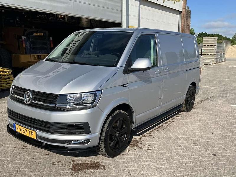 Gebruikt 2019 VW T6.1 Comfortline Van | € 23.500 (Goede deal) - Afbeelding 1/4