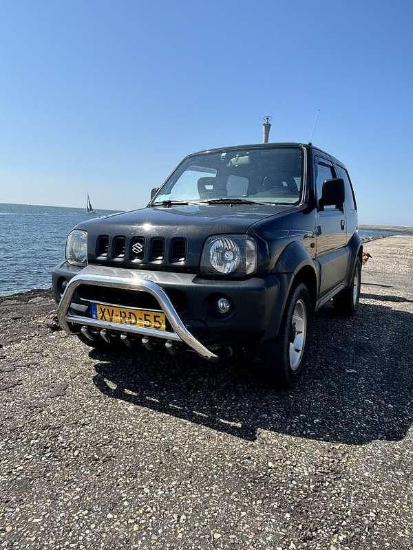 Zwart Gebruikt 1999 Suzuki Jimny SUV | € 3.500 (Super prijs) - Afbeelding 1/4