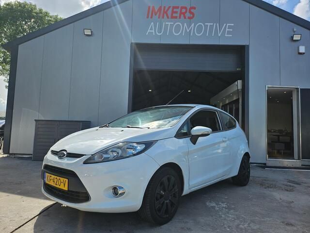 Wit Gebruikt 2012 Ford Fiesta Trend Hatchback | € 3.850 (Goede deal) - Afbeelding 1/4