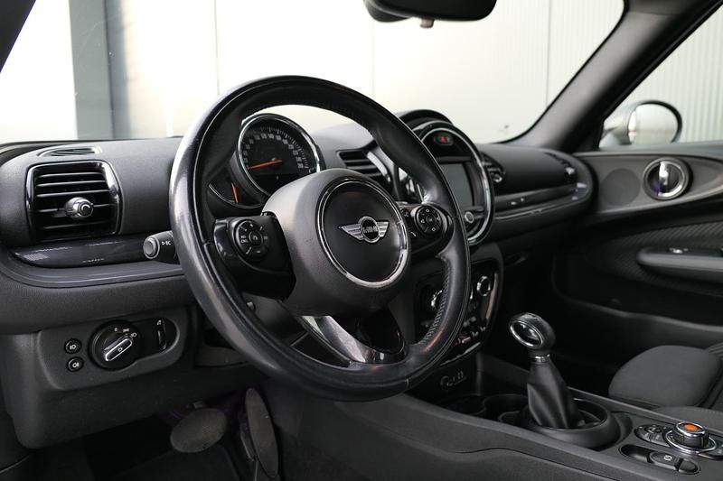 Occasion Mini Cooper Clubman Business 136 PK (100 kW) 2020 Grijs Stationwagen